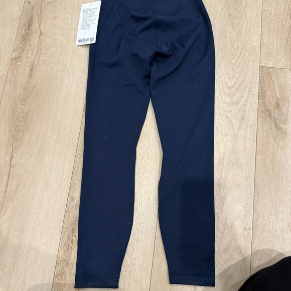 lululemon Wunder Under SmoothCover Tight 25" *Pkt - Picture 3 of 4